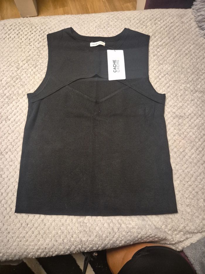 Haut noir sans manche neuf cache cache taille M