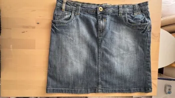 Jupe en jean 42 très bon état