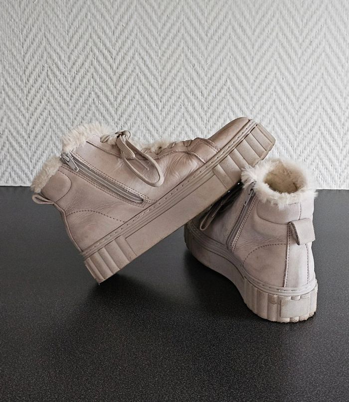 Chaussures chaudes - photo numéro 8