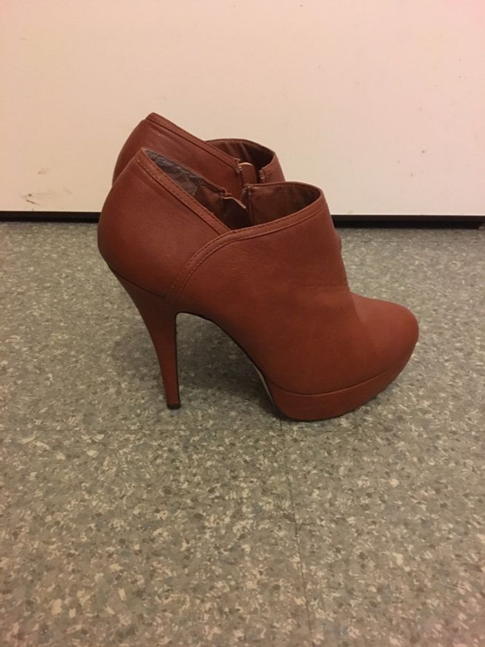 Chaussures talons - photo numéro 2