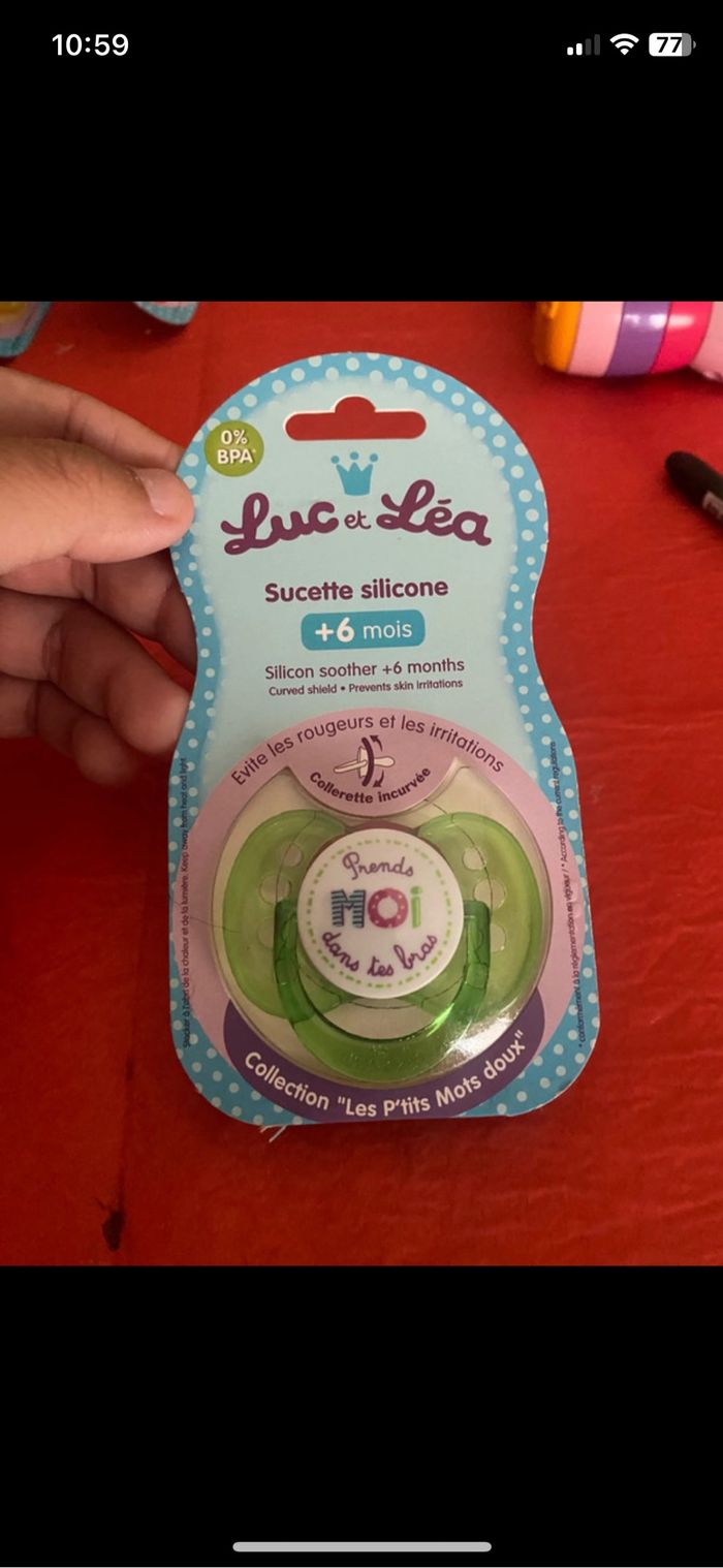 Tétine bébé
