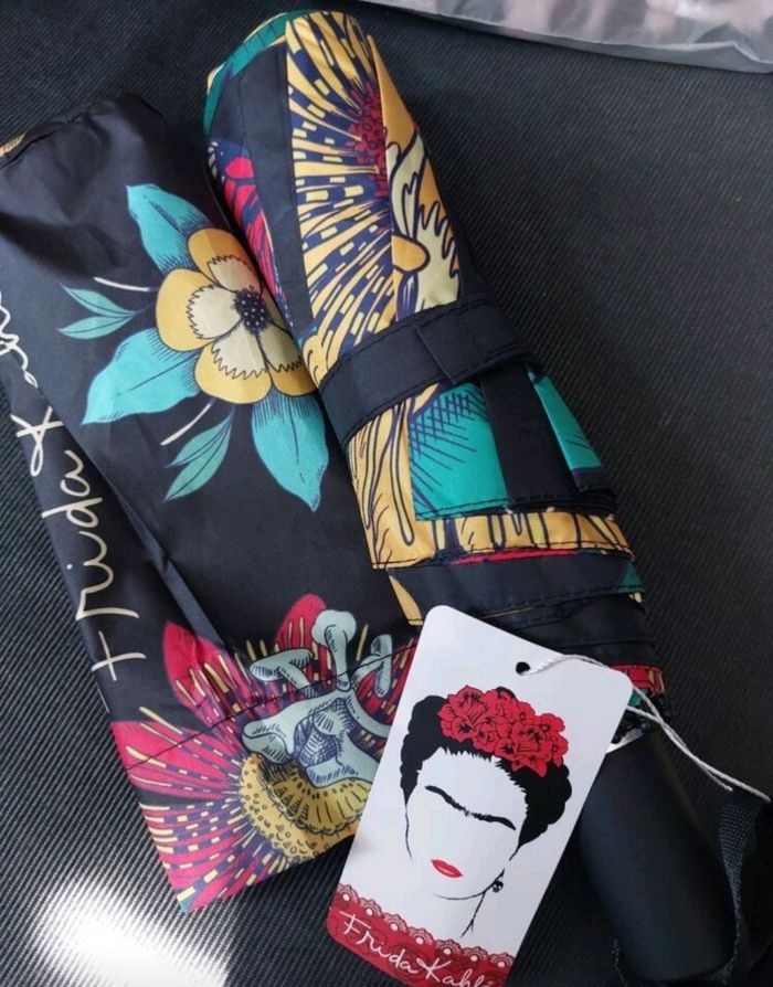 Parapluie frida kalho - photo numéro 4