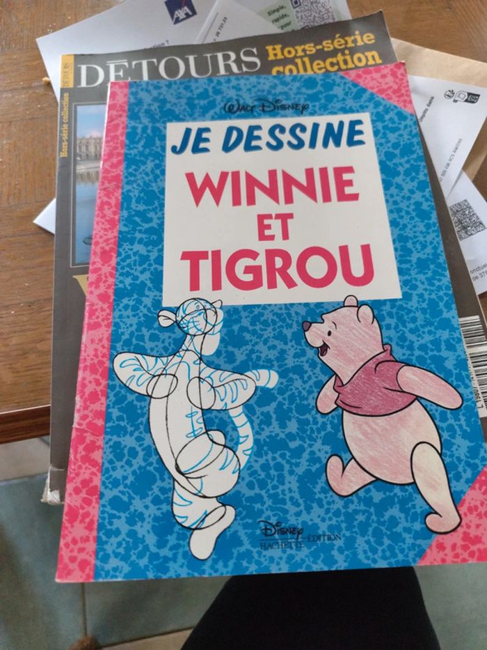Je dessine Winnie et tigrou