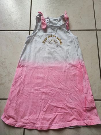 Robe 4 ans