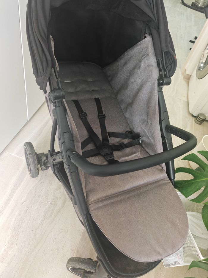 Poussette baby monsters alaska