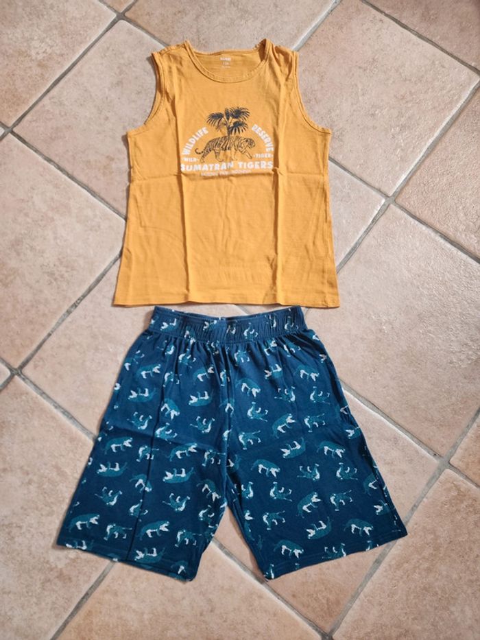 Pyjama court