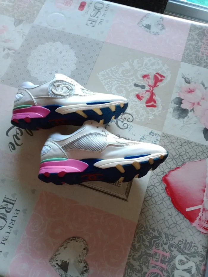 Paire de baskets - photo numéro 9