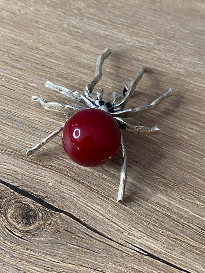 Broche araignée tendances - photo numéro 3