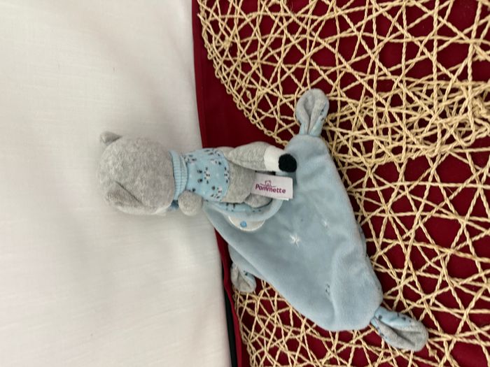 Doudou Renard POMMETTE mouchoir bleu lune et étoiles - photo numéro 4