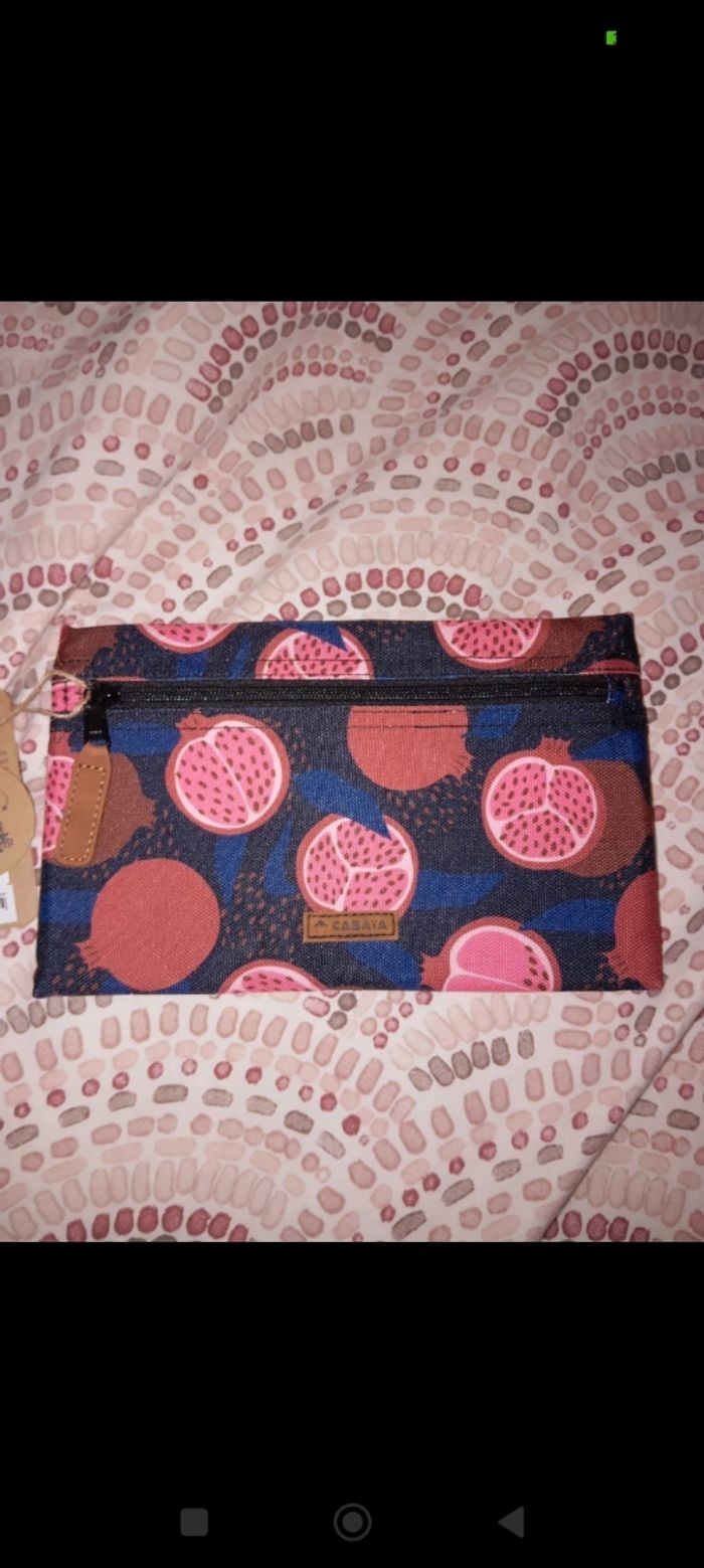 Pochette Cabaïa