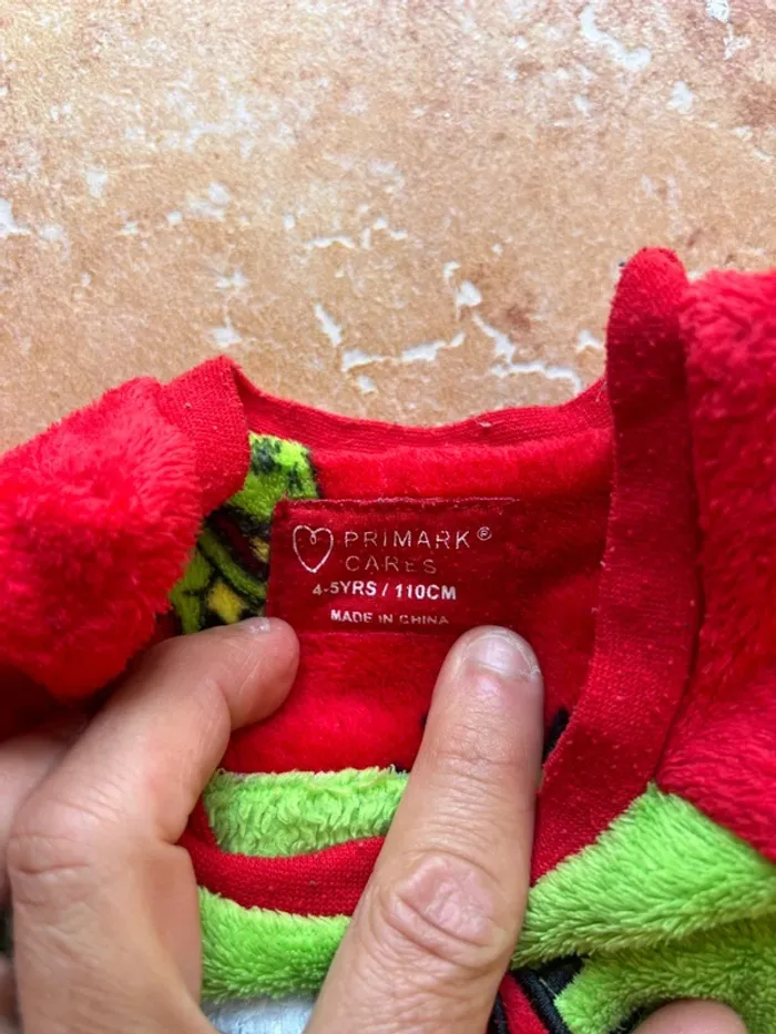 Pyjama de Noël polaire Primark 4/5ans neuf - photo numéro 4
