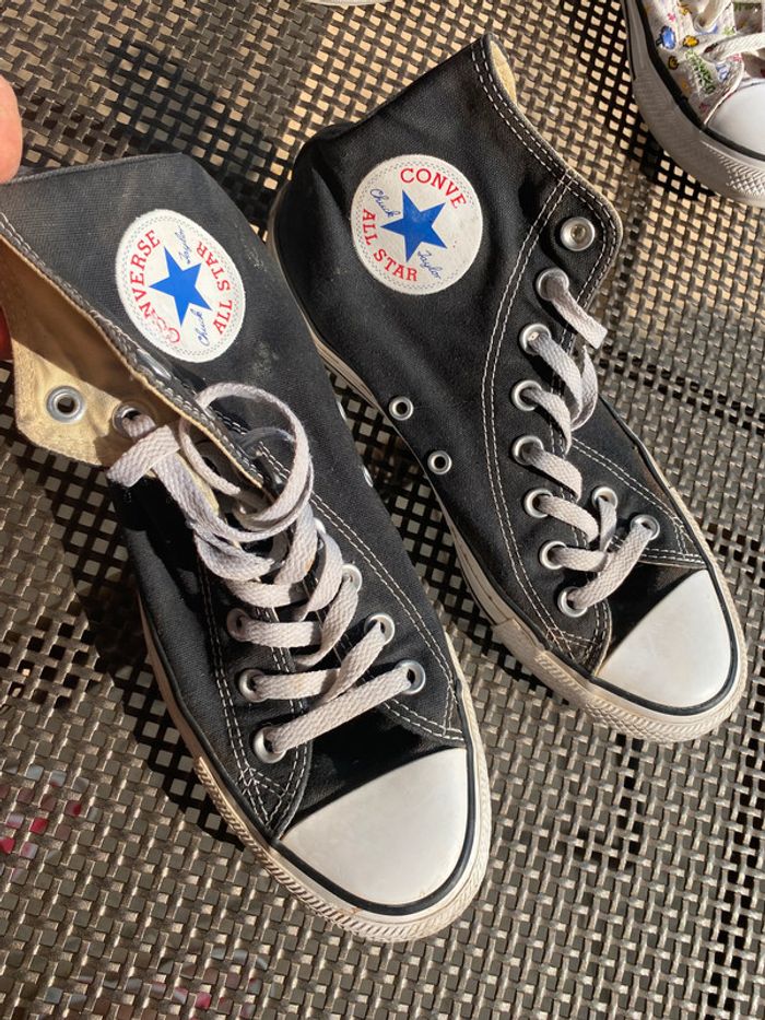Converse 39,5