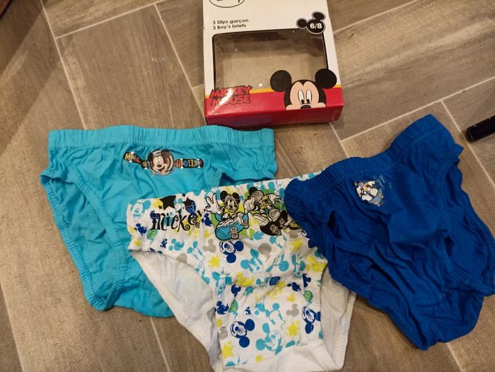 Lot 3 slips Mickey 6-8 ans