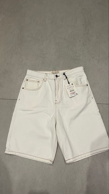 Short  Pull and Bear