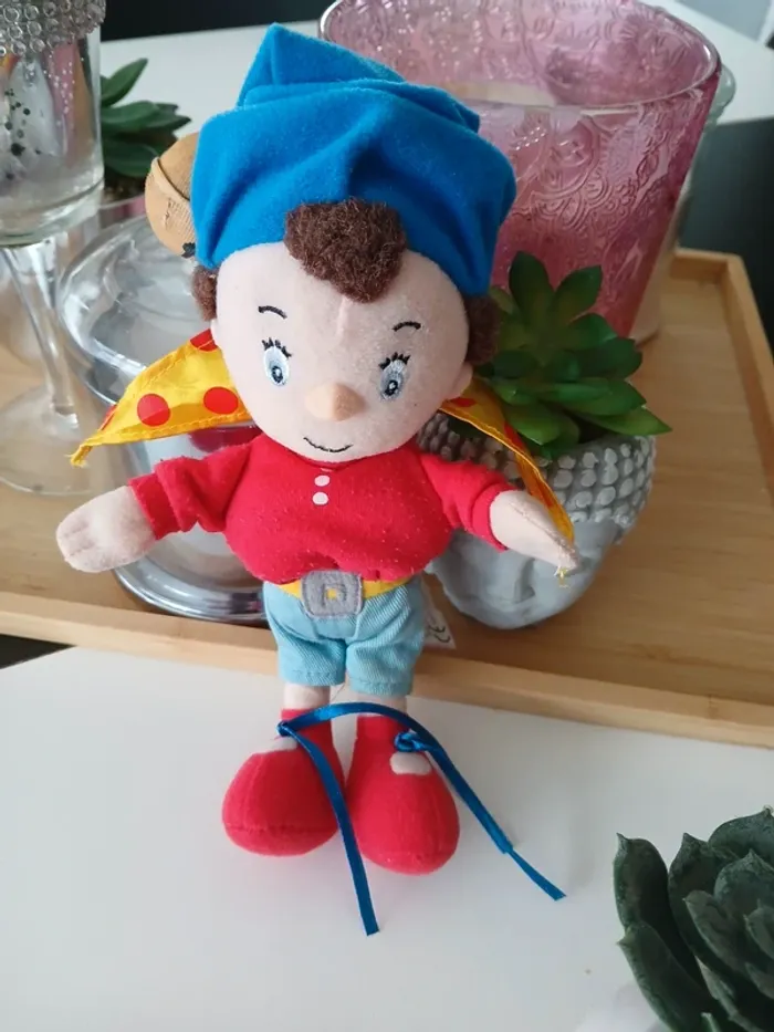 Péluche doudou Oui oui 🎉🎁 - photo numéro 5