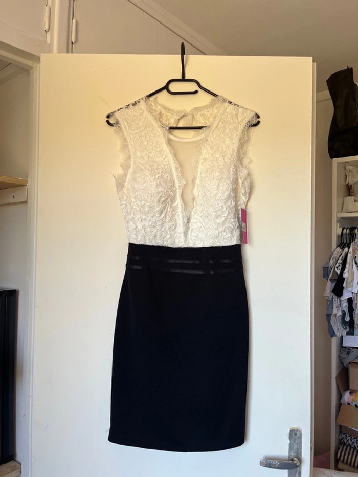 Robe noire et blanc taille S