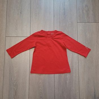 Maillot manche longue rouge. Fille 18 mois. Marque Kimbaloo