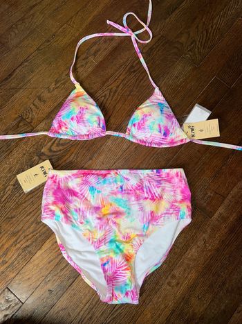 Maillot de bain kiwi  Neuf avec étiquette