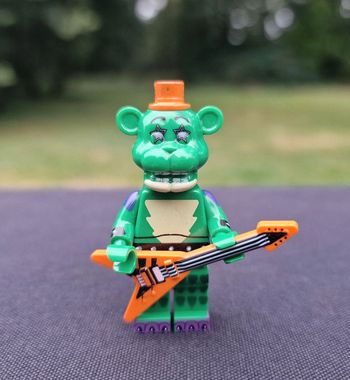 Minifigure jeu vidéo film horreur FNAF Five Nights At Freddy's  Freddy vert