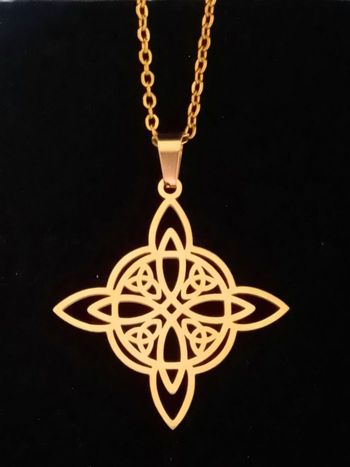 Chaîne + pendentif celtique