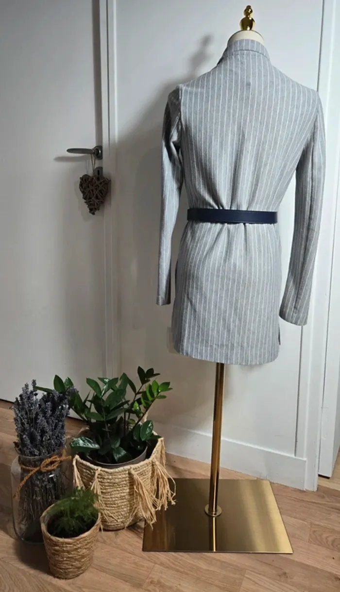 Veste/blazer Jennyfer grise & blanche taille XS/34 - photo numéro 2
