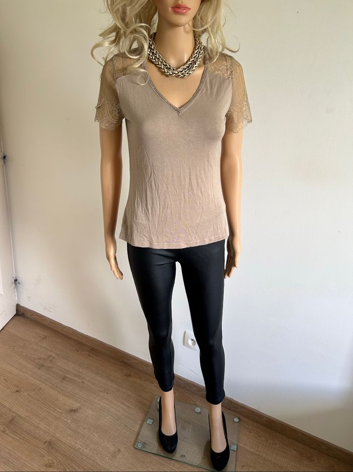 Teeshirt beige kaki avec dentelle Morgan taille S TBE - photo numéro 3