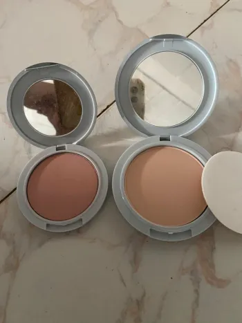 Poudre compacte et fard à joues innoxa