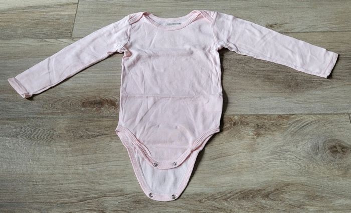 Lot de 7 bodies manches longues taille 36 mois - photo numéro 4
