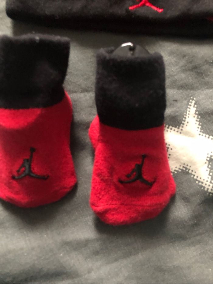 Bonnet et chaussons - photo numéro 2