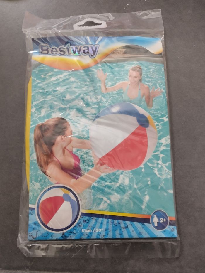 Ballon  plage neuf
