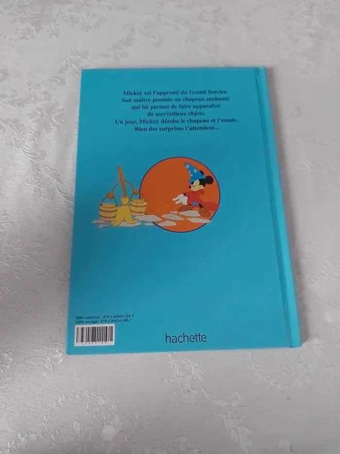 Livre Fantasia L'apprenti sorcier - photo numéro 2