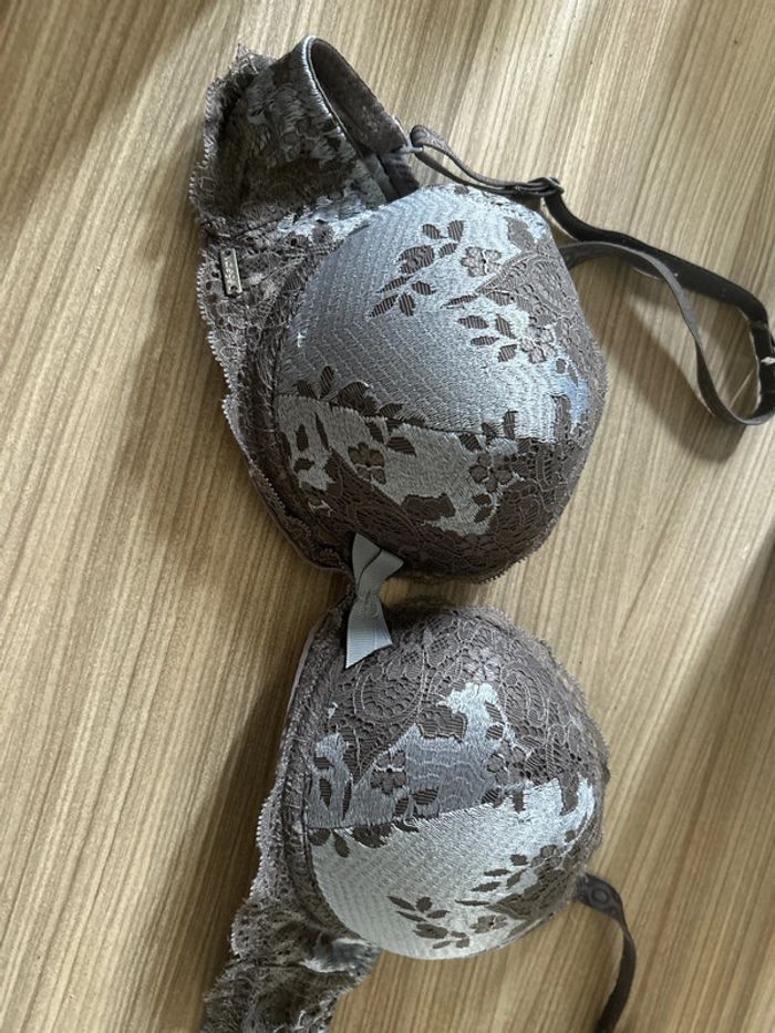 Soutien gorge valege - photo numéro 3