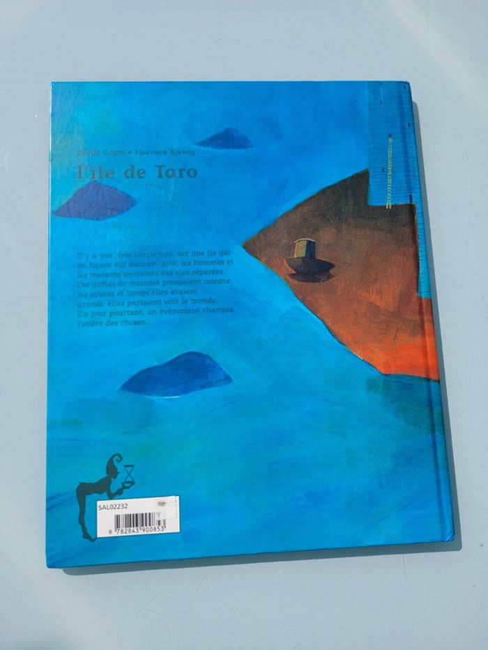 Très beau livre grand format 🏝 L'île de Taro - photo numéro 10