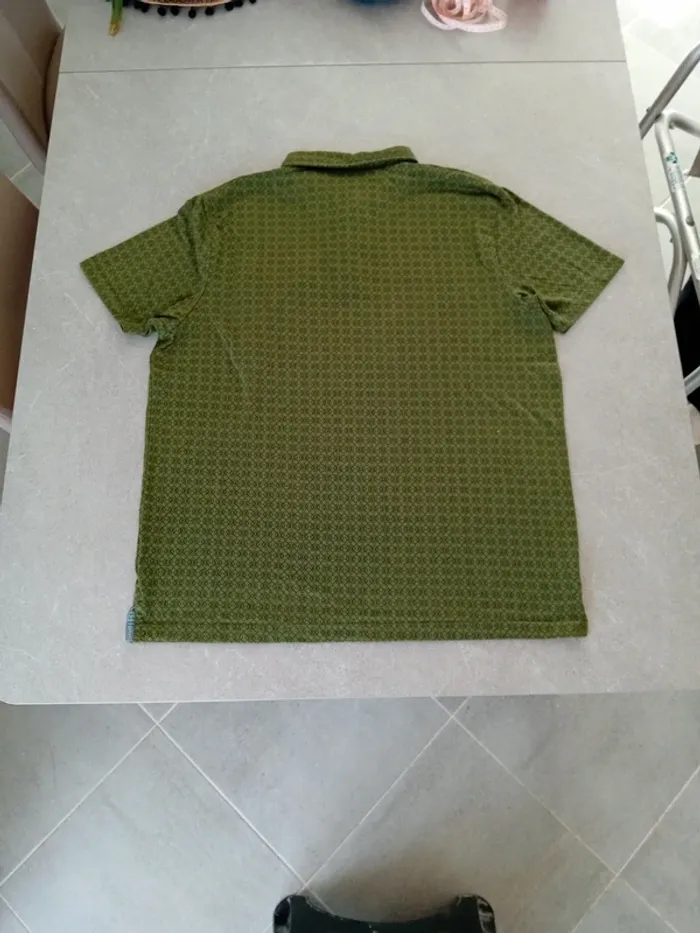 Polo Homme taille L/ 40 - photo numéro 4