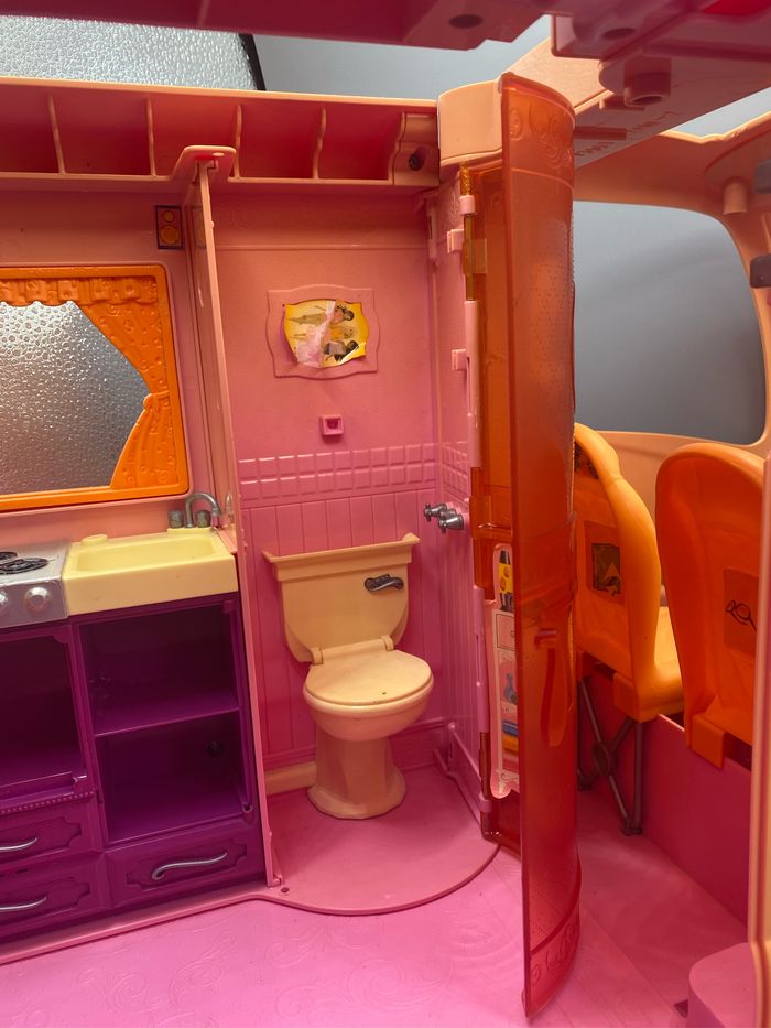 Camping car barbie - mattel 2008 - photo numéro 7
