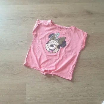 🩷 Tee-shirt MC Minnie 8 ans Disney #emyfleury_8ansfille