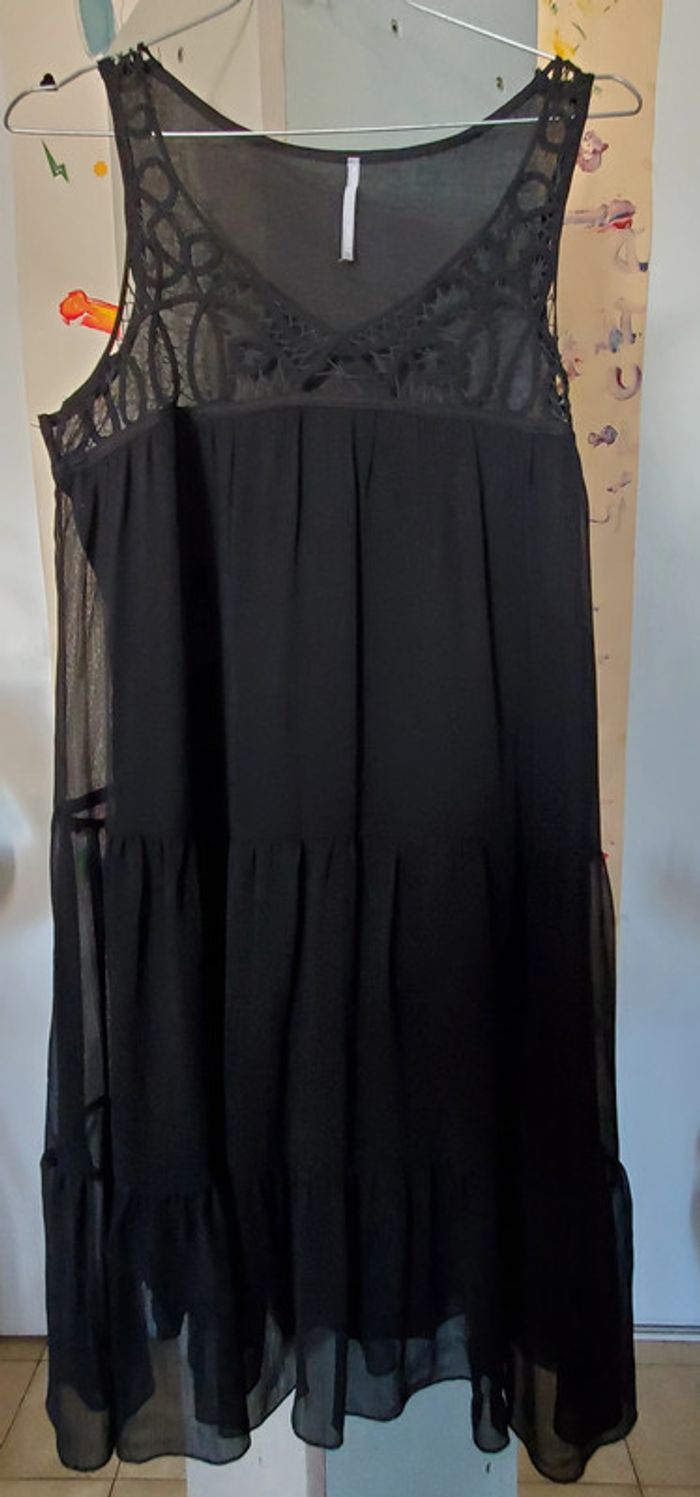 Robe longue noire sans manche 3 Suisses Taille 40 - photo numéro 2