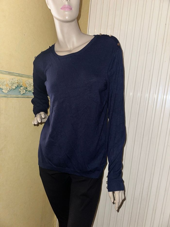 Pull taille 42/44 - photo numéro 2