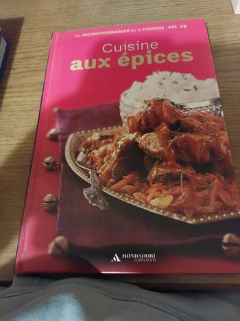 Livre de recettes  cuisine aux épices 