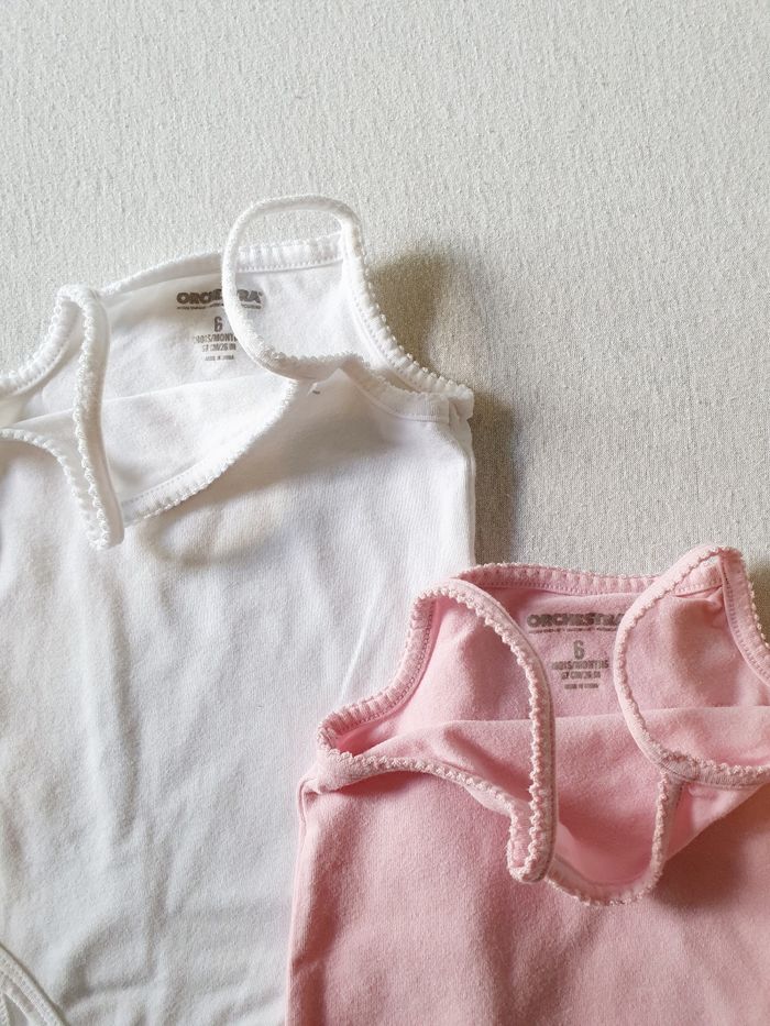 Lot bodies taille 6mois en très bon état - photo numéro 2