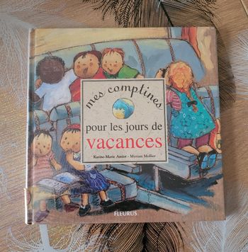 tines pour les jours de vacances Karine-Marie Amiot, Myriam Mollier (Illustrations)