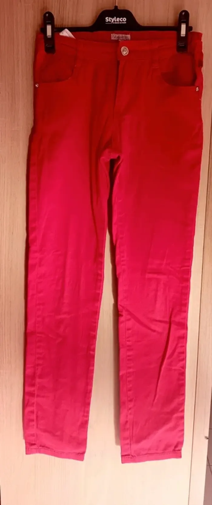 Jean rouge collection U 12 ans