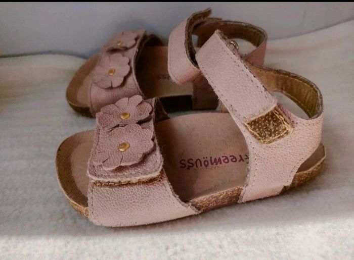 Sandales / nu pieds - photo numéro 2