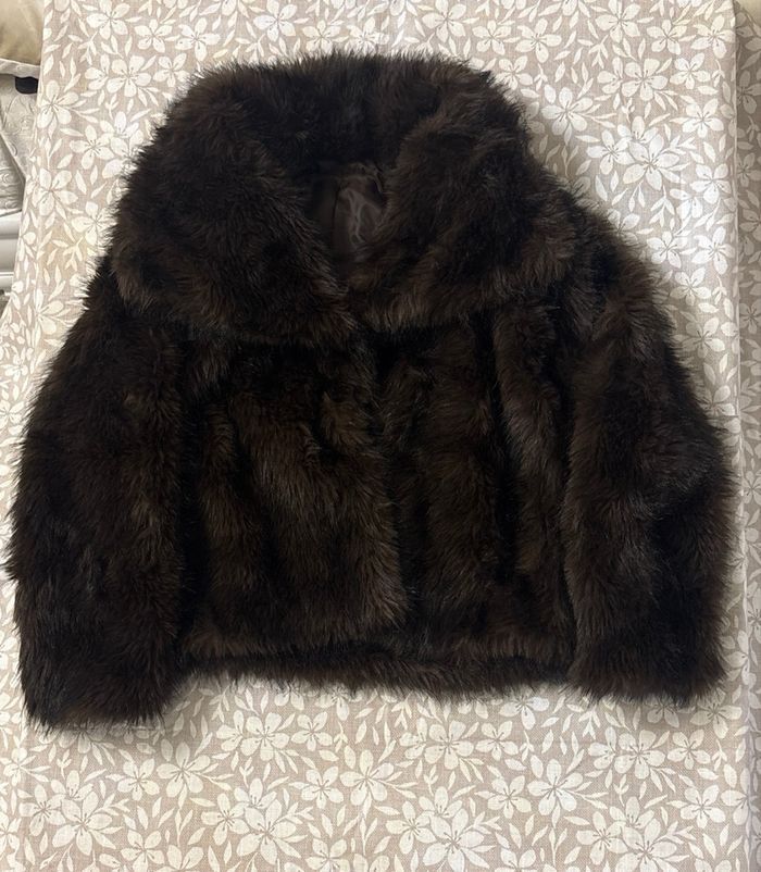Veste en fausse fourrure marron neuf S/M - photo numéro 3