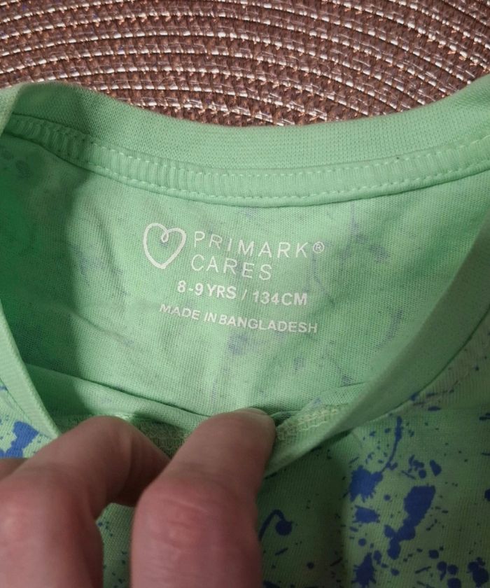 Tee shirt primark 8.9ans - photo numéro 2