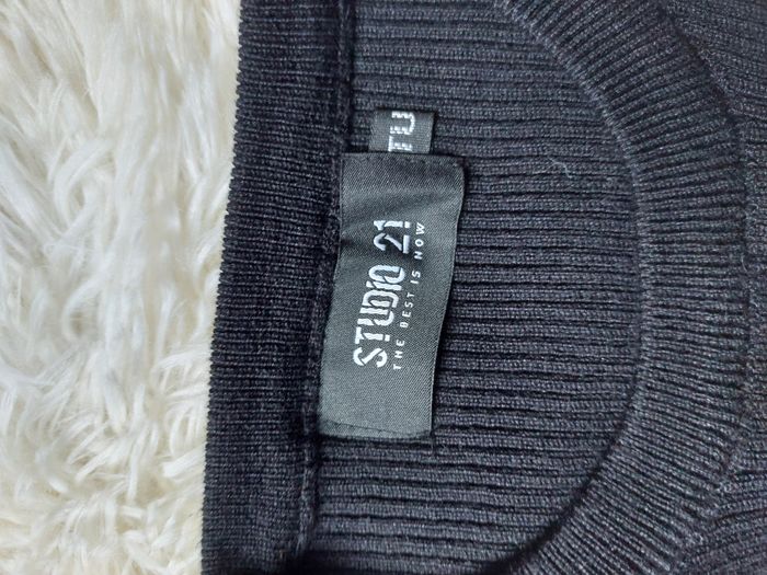 Pull Studio 21 - photo numéro 2