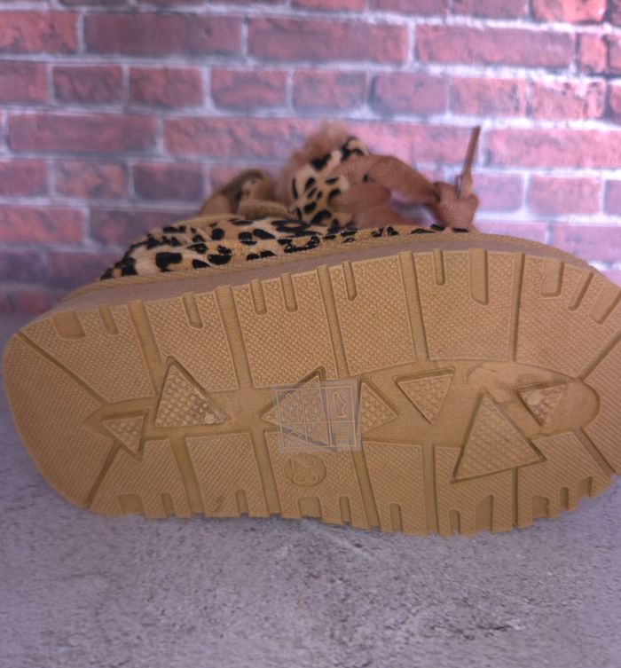 Baskets polaires filles léopard tendances - Taille 23 - NEUVES 🌟 - photo numéro 3