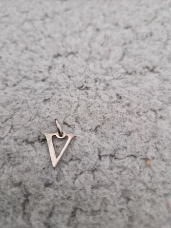 Pendentif V argent