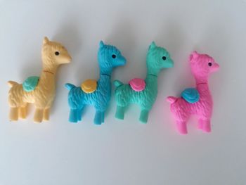 Lot 4 petites gommes lama 🦙