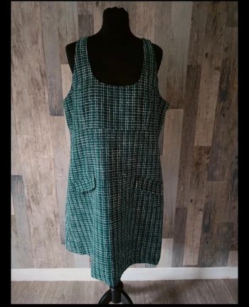 Robe salopette neuve 46